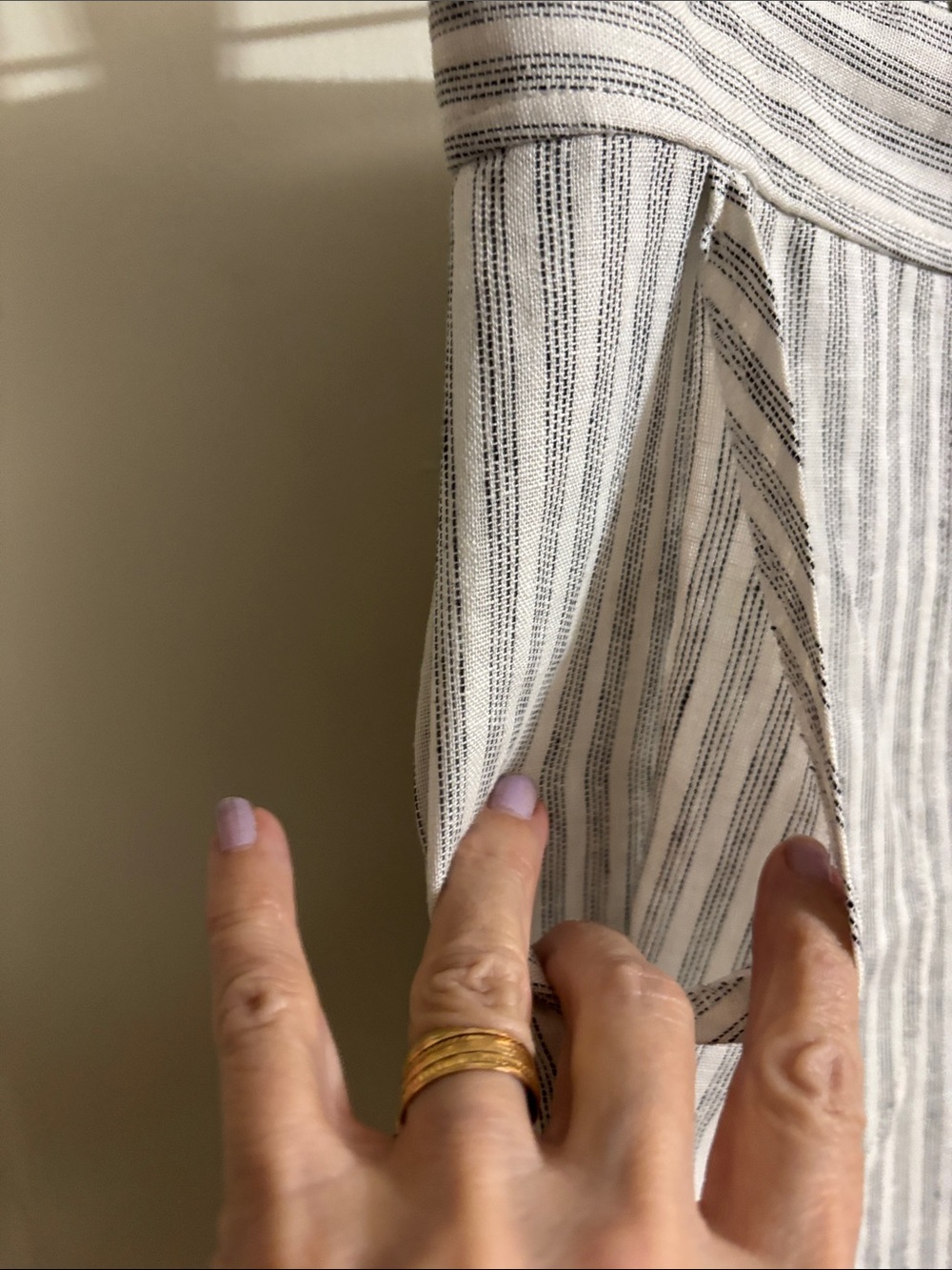 MAX STUDIO Striped Wide-Leg Woman’s- Light Gray/White pants. Extra flare leg. - Picture 7 of 16